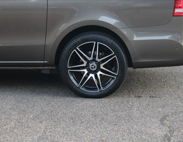 Mercedes-Benz Třídy V 10