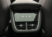 Volvo EX90 23