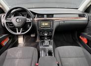 Škoda Superb 16