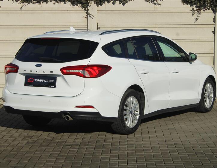 Ford Focus 6