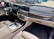 BMW Řada 7 21