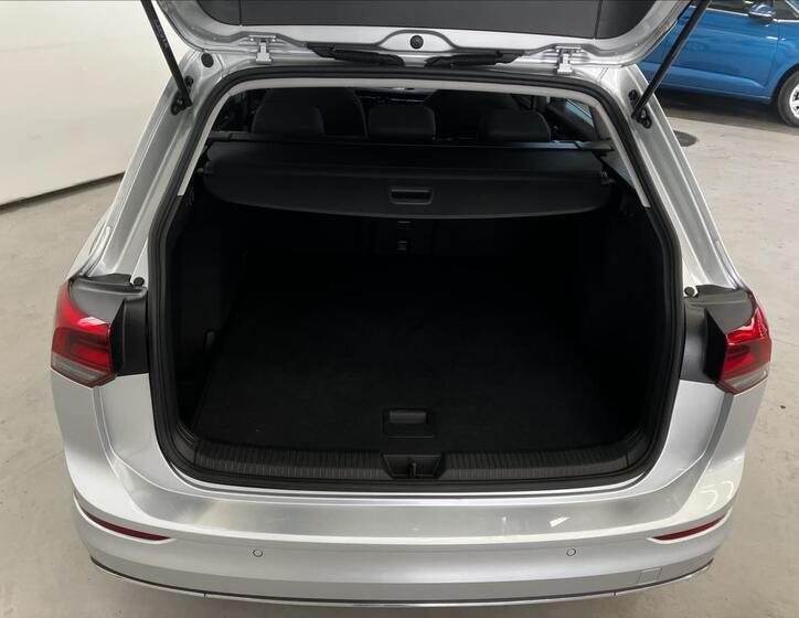 Volkswagen Golf 26