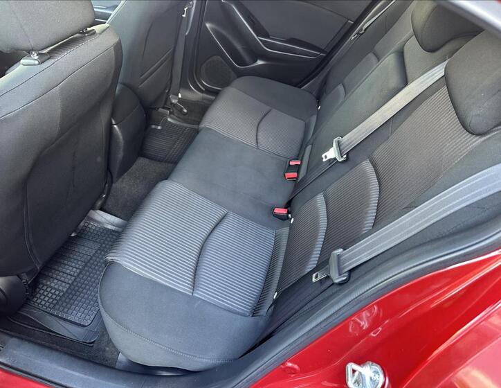 Mazda 3 13