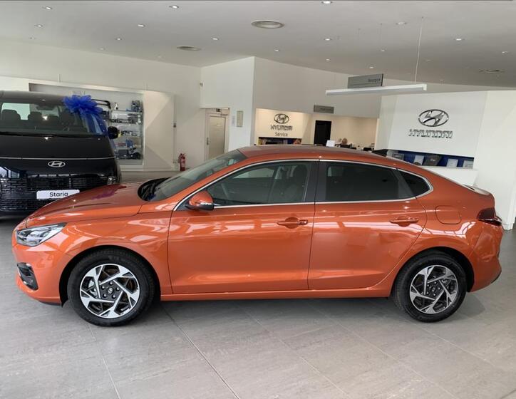 Hyundai i30 8