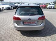 Volkswagen Golf 9