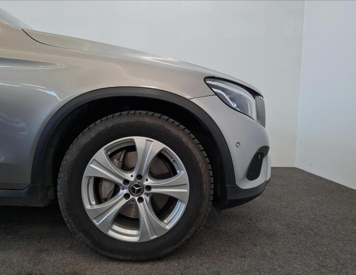 Mercedes-Benz GLC 22