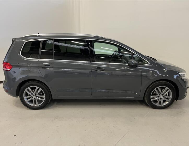 Volkswagen Touran 3