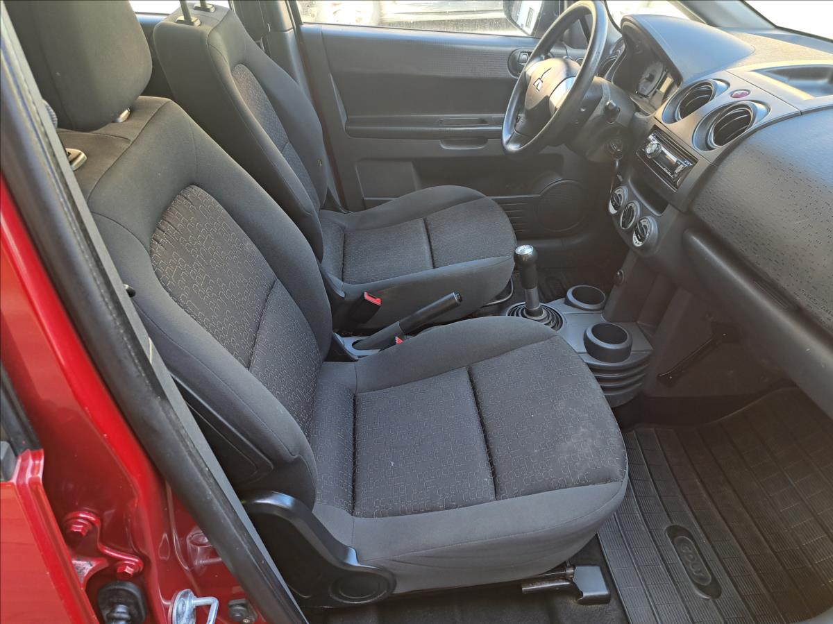Mitsubishi Colt