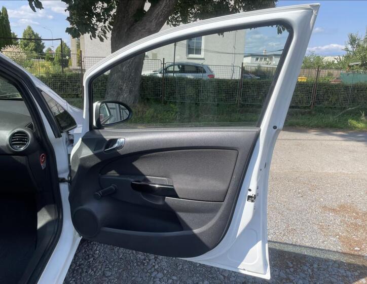 Opel Corsa 25