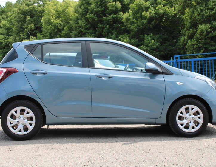 Hyundai i10 4