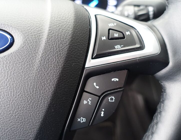Ford Mondeo 26