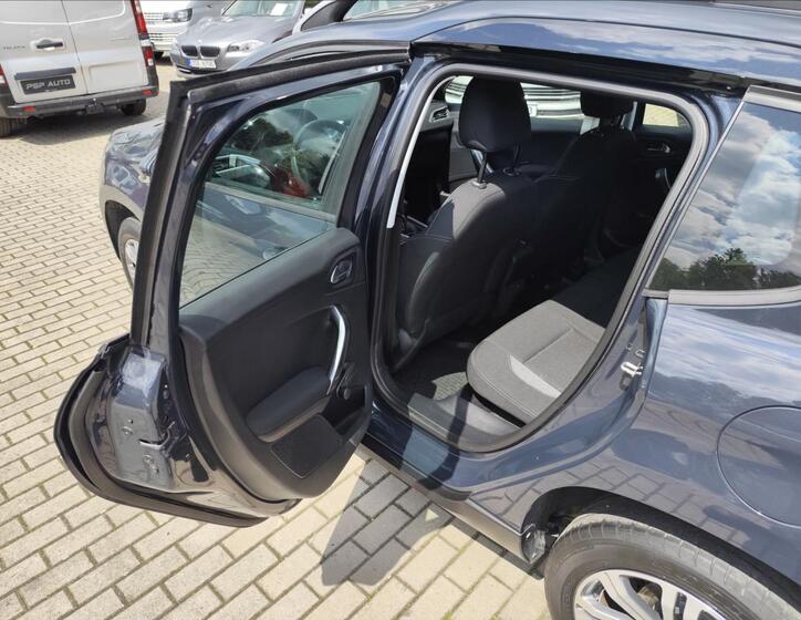 Peugeot 2008 30