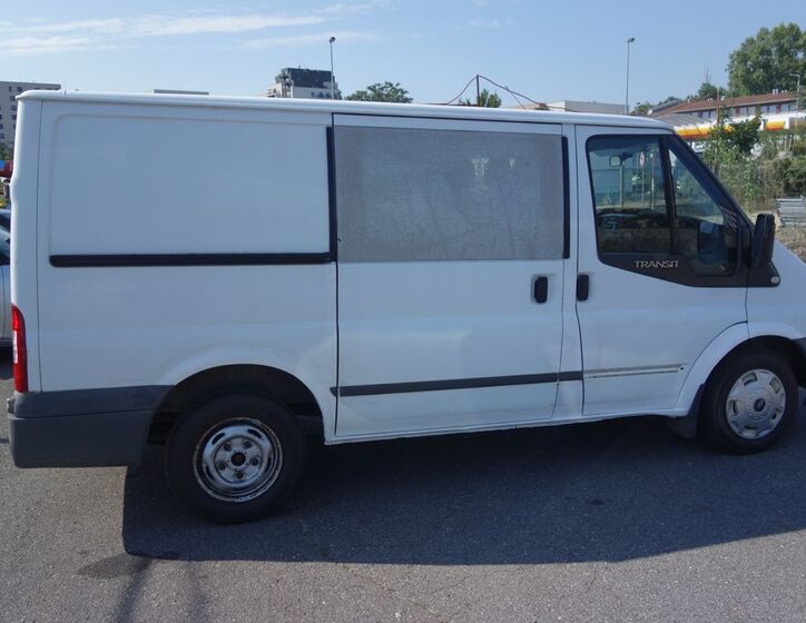 Ford Transit 10