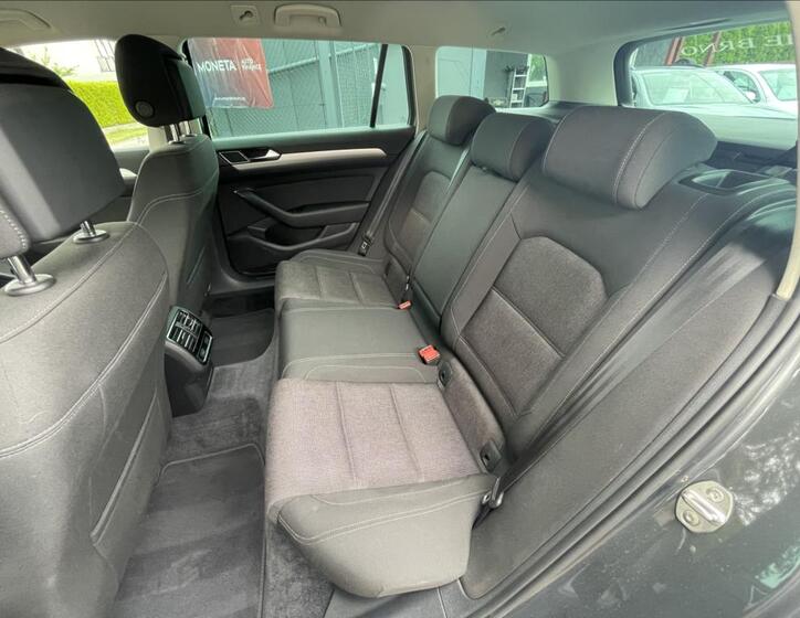 Volkswagen Passat 38
