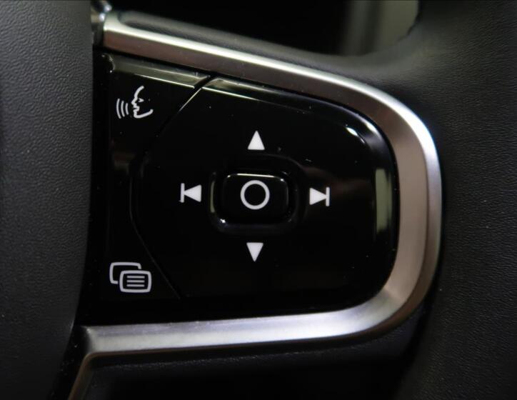 Volvo XC90 21