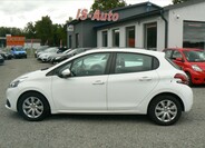 Peugeot 208 8