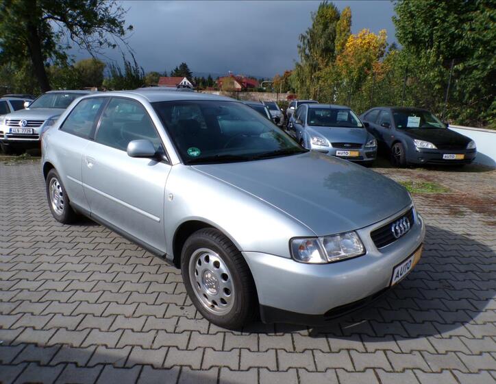 Audi A3 1