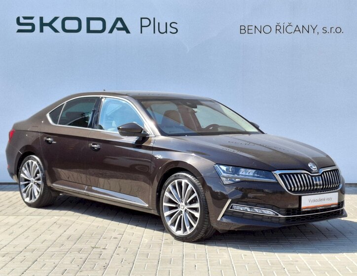 Škoda Superb 13