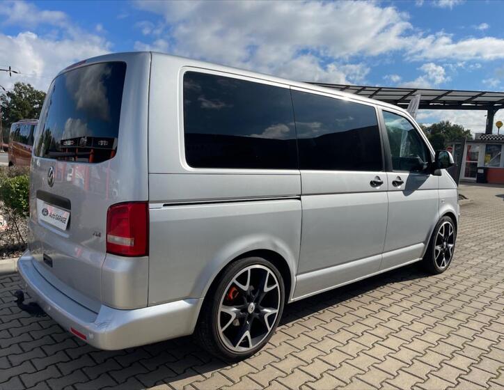 Volkswagen Multivan 6