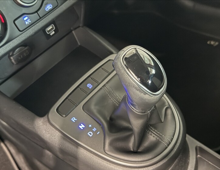 Hyundai i10 13