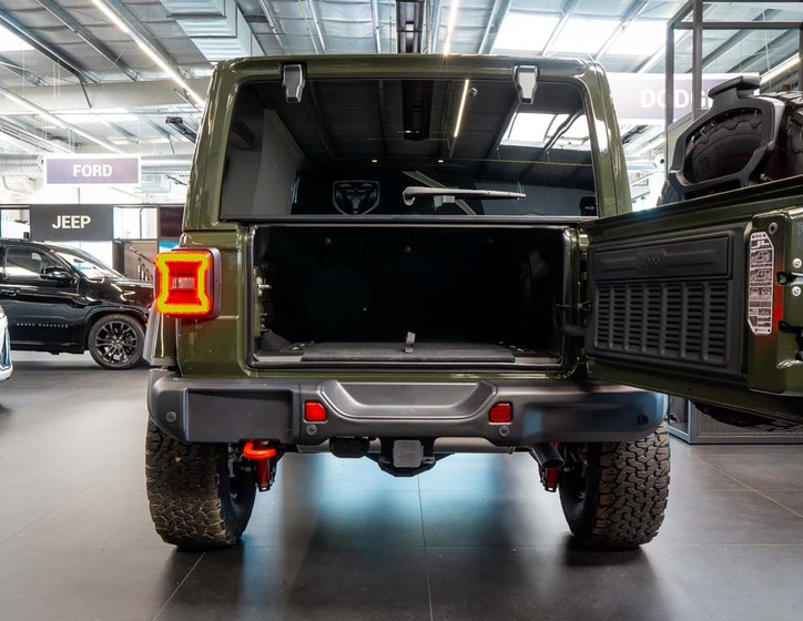 Jeep Wrangler 6