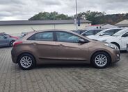 Hyundai i30 4