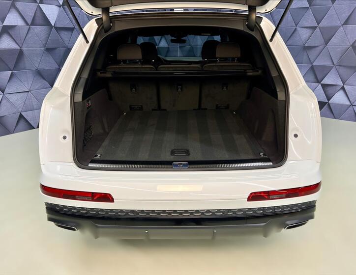 Audi Q7 31