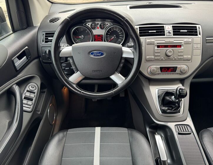 Ford Kuga 9