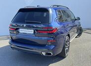 BMW X7 2