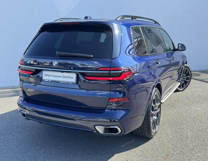 BMW X7 2