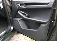 Porsche Macan 46