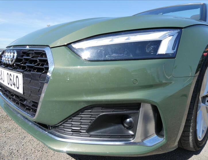 Audi A5 4