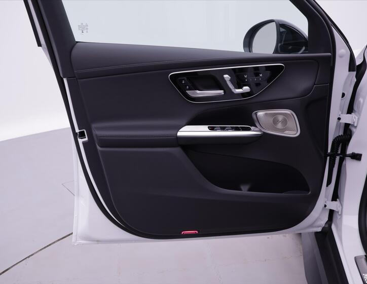 Mercedes-Benz GLC 52