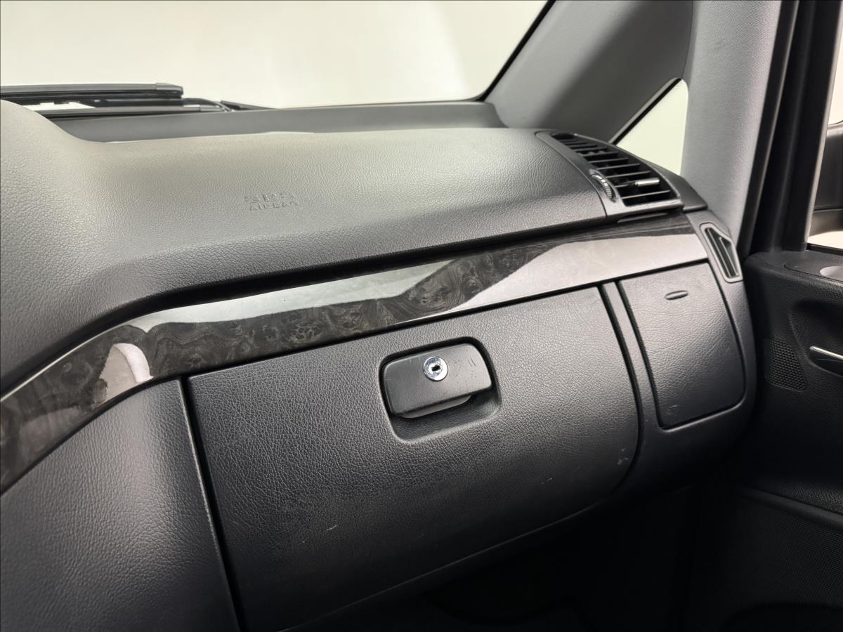 Mercedes-Benz Viano