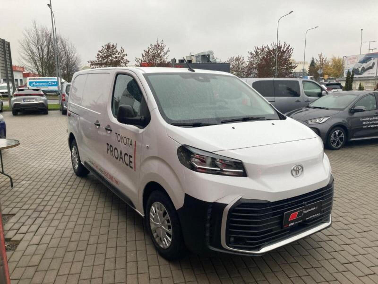 Toyota ProAce 4
