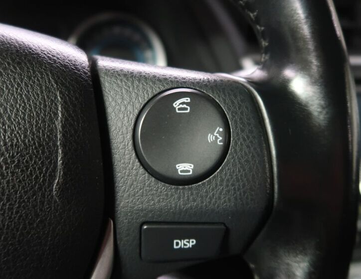 Toyota Auris 25
