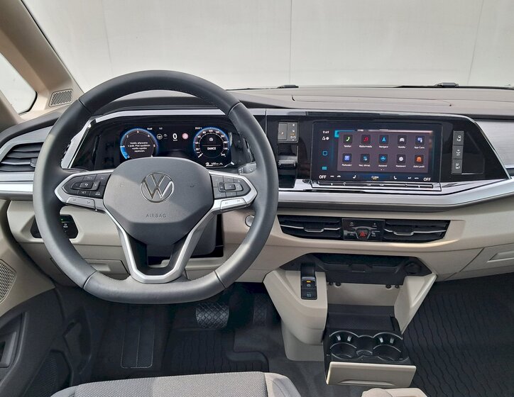 Volkswagen Multivan 5