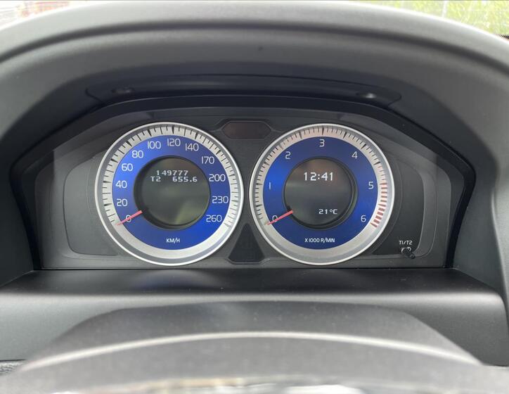 Volvo XC60 25