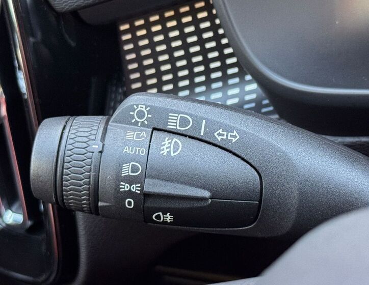 Volvo XC40 22