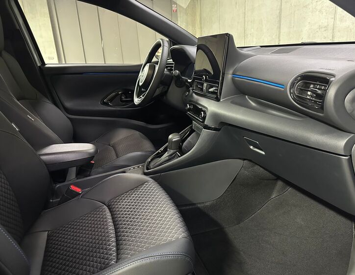 Toyota Yaris 13