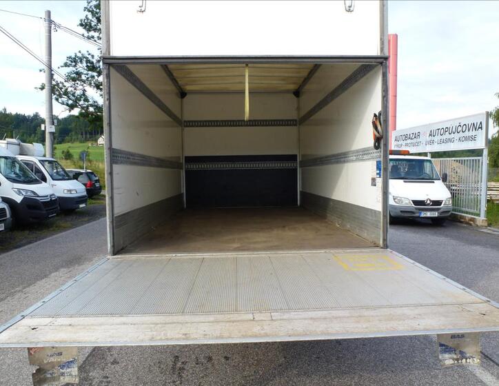Renault Master 18