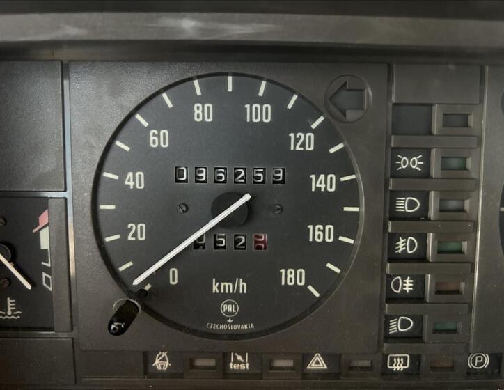Škoda Favorit 10