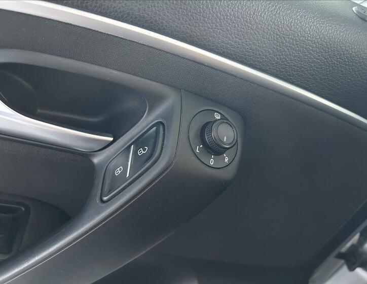 Volkswagen Polo 11