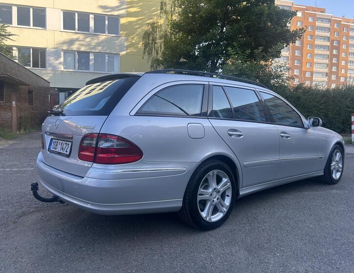 Mercedes-Benz Třídy E 4