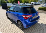 Toyota Yaris 4