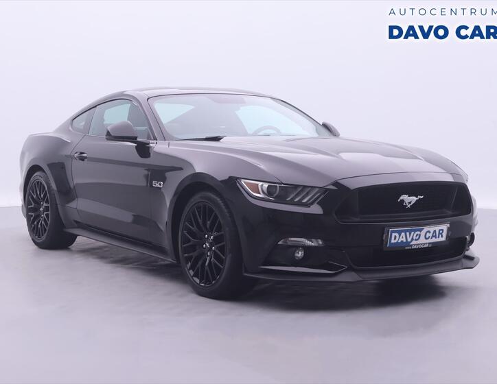 Ford Mustang 1