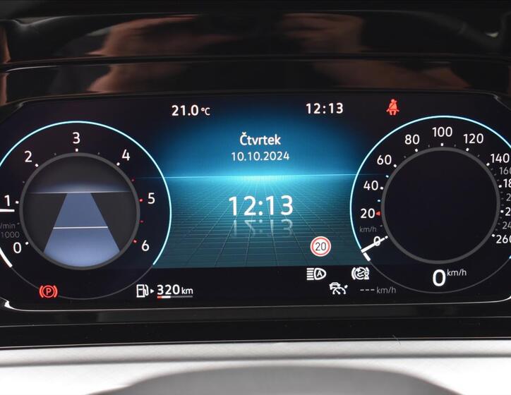 Volkswagen Golf 25