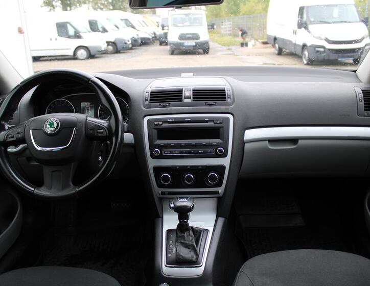Škoda Octavia 12