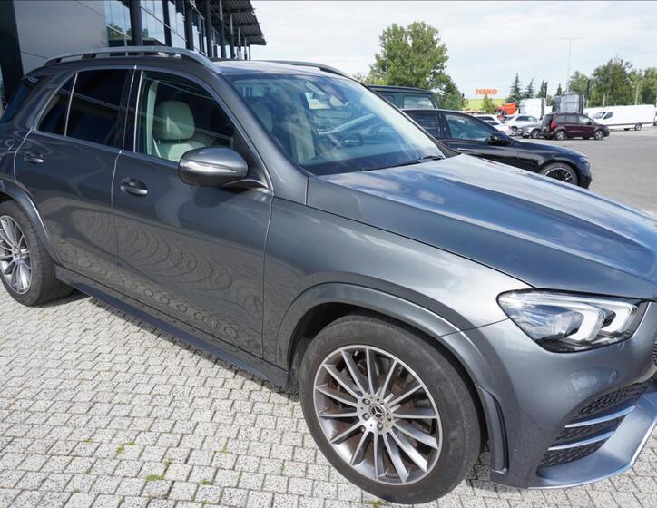 Mercedes-Benz GLE 1