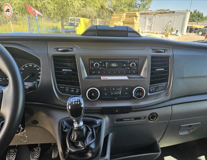 Ford Transit 11